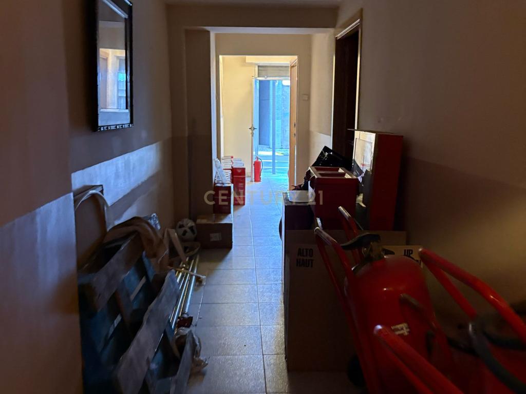  - Image 4